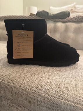 BearPaw Black Short Boots
